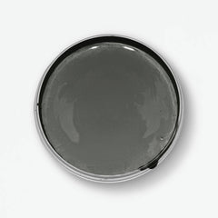 Blick in die geöffnete Yellowchair Kreidefarbe Dose Nr. 10