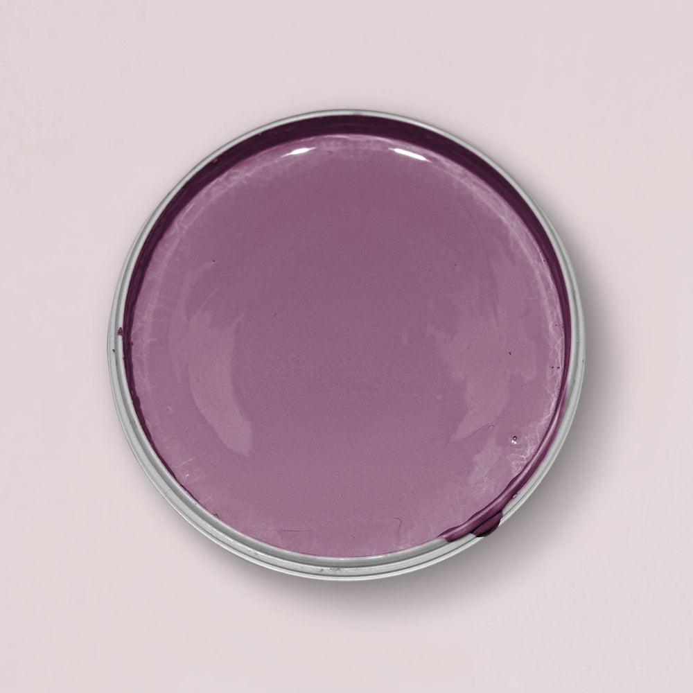 Blick in die geöffnete Yellowchair Kreidefarbe Dose Nr. 255