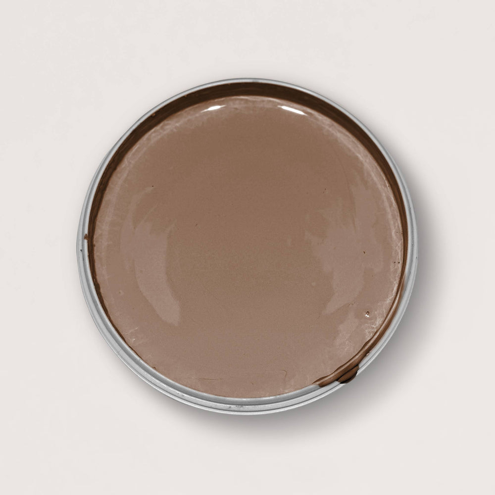 Blick in die geöffnete Yellowchair Kreidefarbe Dose Nr. 388