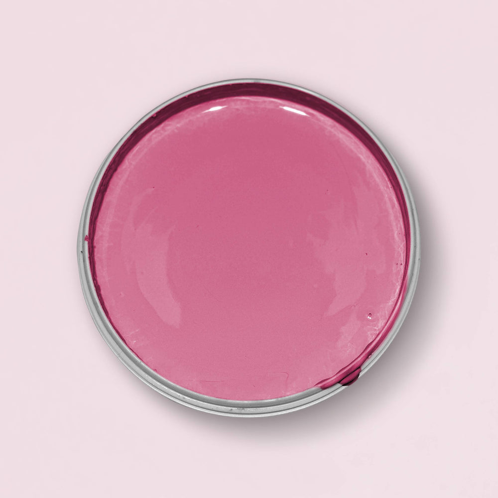 Blick in die geöffnete Yellowchair Kreidefarbe Dose Orient Pink